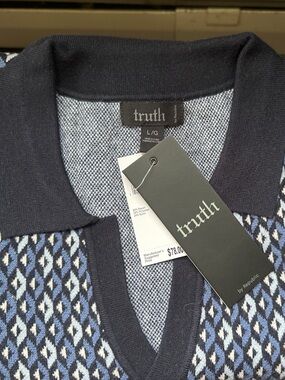 NWT Truth Navy, Light Blue & White Geometric Knit Sweater (L)